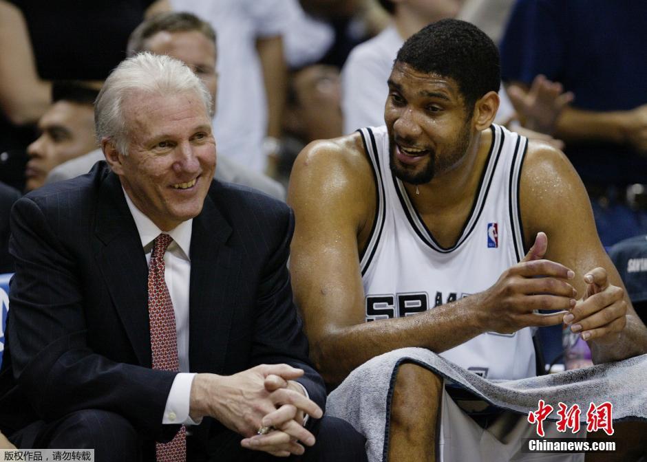 波波维奇正式卸任马刺主帅转任篮球运营总裁仍