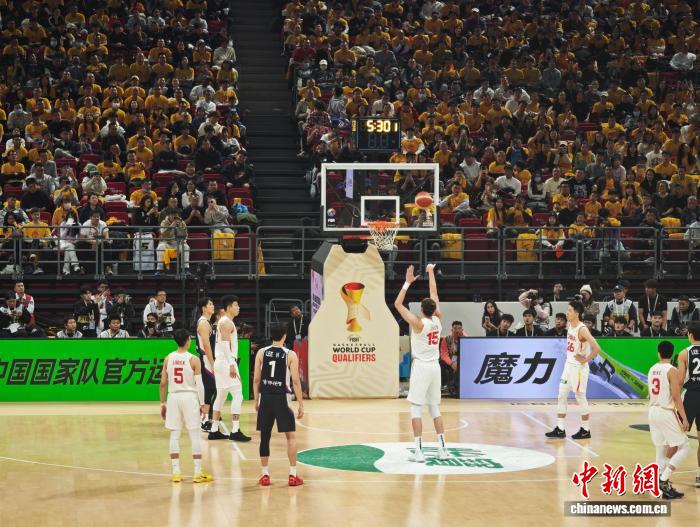 中国男篮世预赛首战告负 韩国队33分狂胜