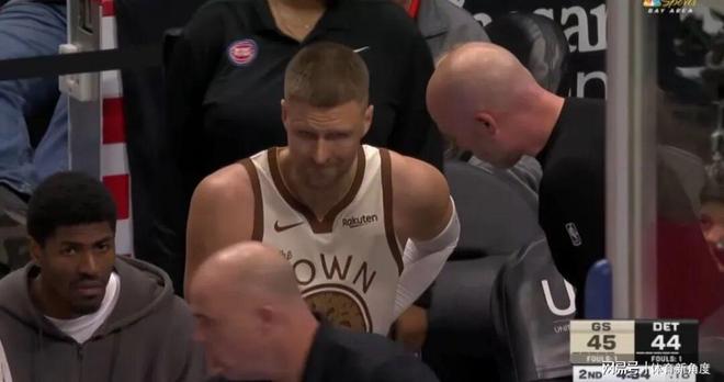 勇士惨败活塞追梦格林失误频发波尔津吉斯伤退