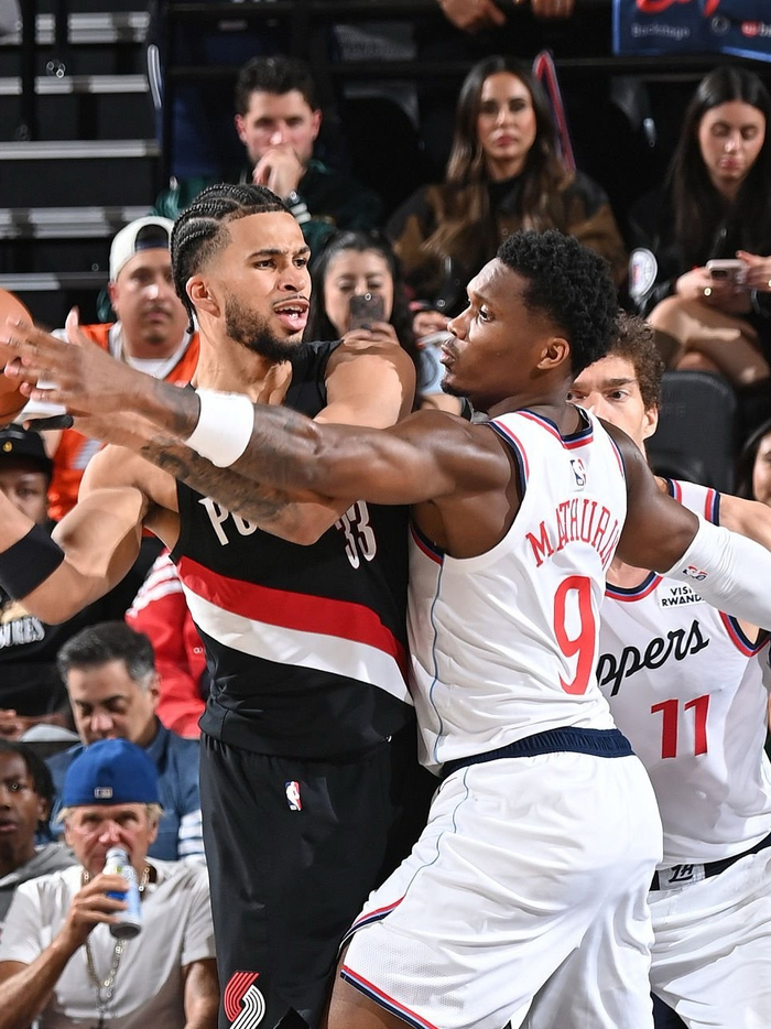 开拓者冲刺附加赛席位 狭路相逢定乾坤